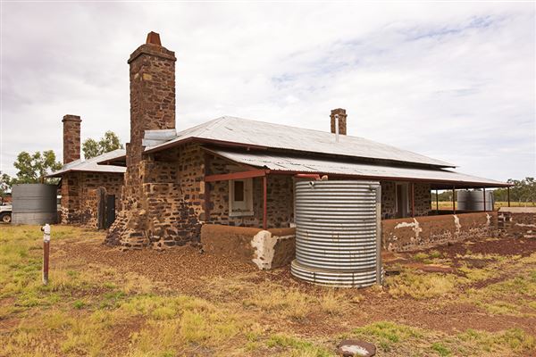 Barrow Creek Telegraph Station