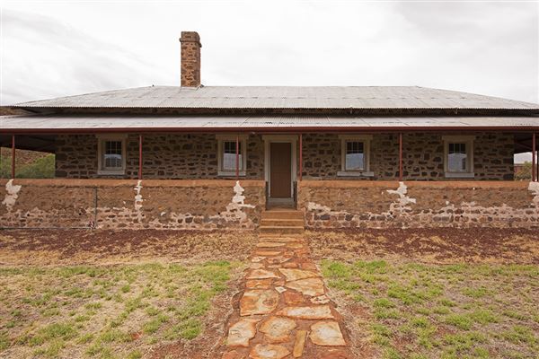 Barrow Creek Telegraph Station